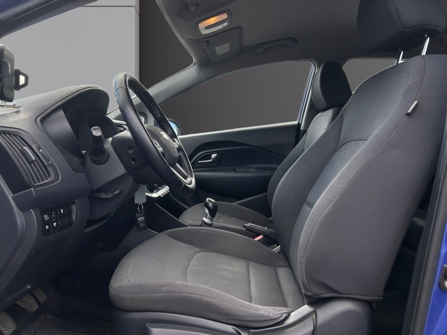 KIA d'occasion RIO 1.4 CRDI 90 STYLE de 2011 Soissons (02)﻿