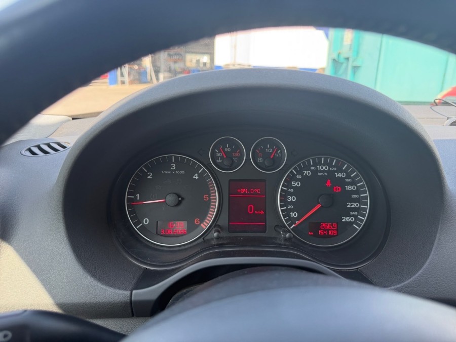 AUDI d'occasion A3 2 TDI 170 DPF AMBITION de 2006 Frejus (83)﻿
