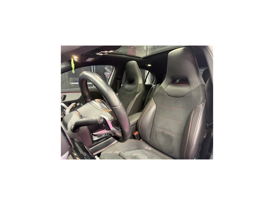 MERCEDES d'occasion A 180 d 116ch AMG Line 7G-DCT de 2018 Villebon