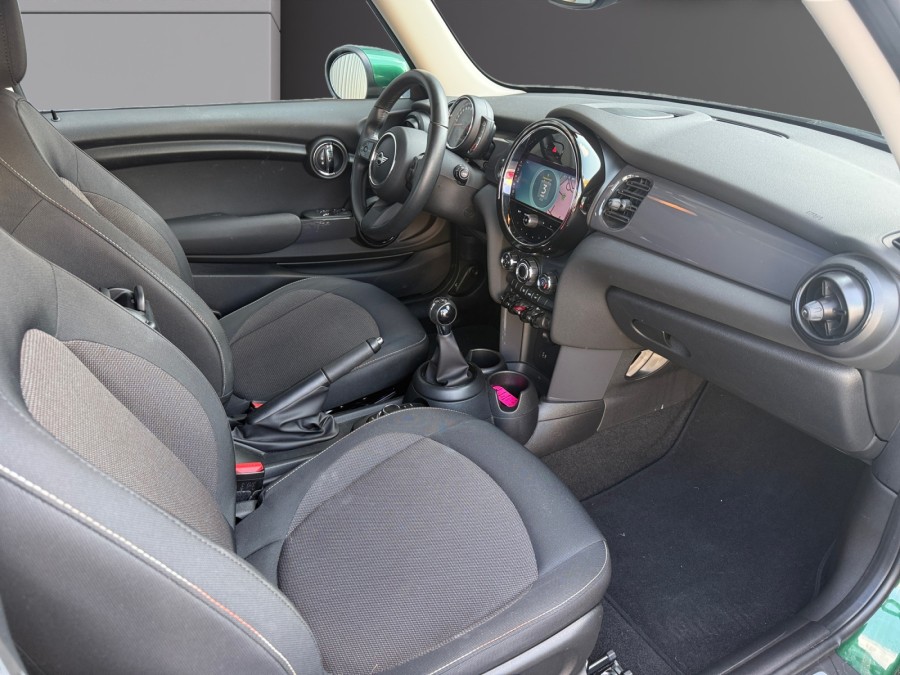 MINI d'occasion MINI One 102ch Essential de 2022 Andrezieux (42)﻿