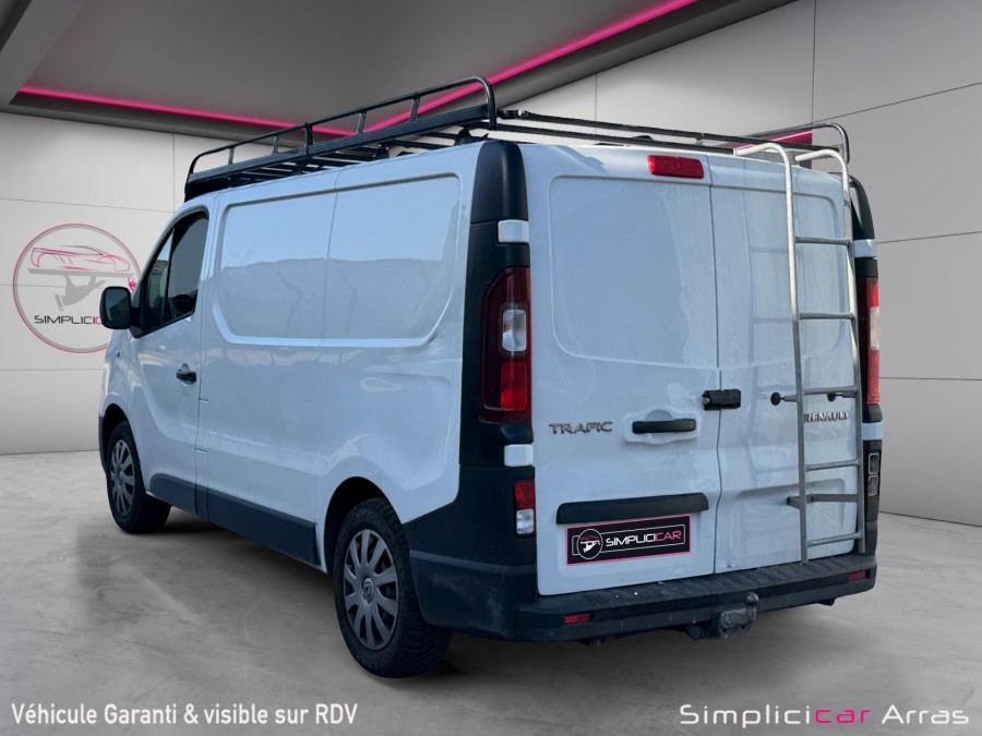 RENAULT d'occasion TRAFIC L1H1 1.6 DCI 120 CONFORT de 2019 Arras (62)﻿