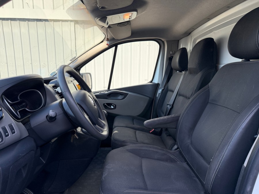 RENAULT d'occasion TRAFIC L1H1 1.6 DCI 120 CONFORT de 2019 Arras (62)﻿