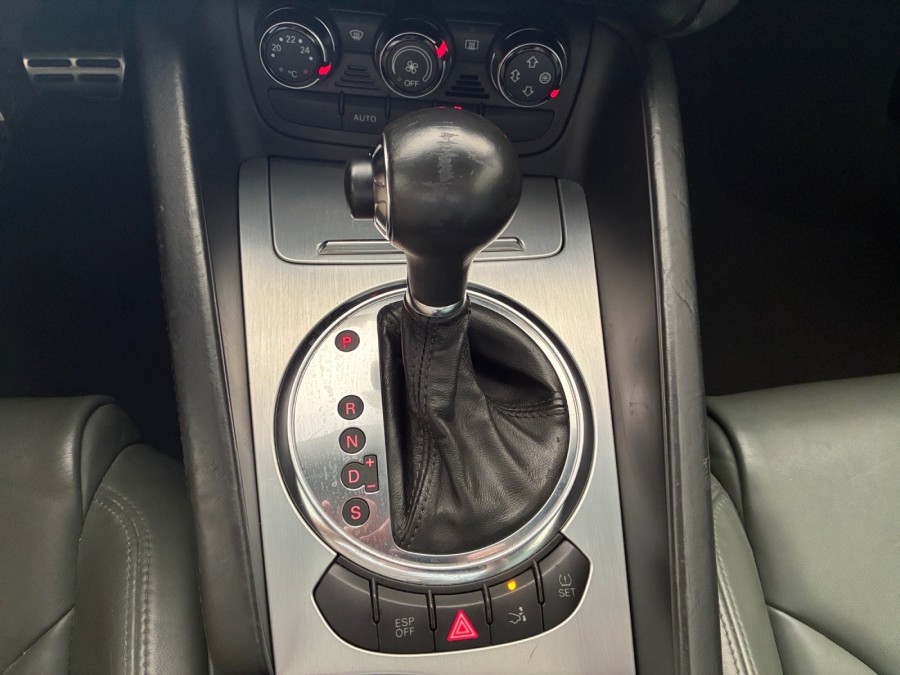 AUDI d'occasion TT 3.2 V6 de 2006 Nice (06)﻿
