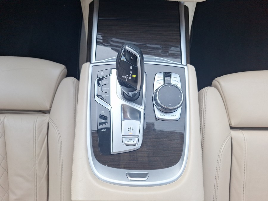 BMW d'occasion SERIE 7 730 D 265 XDRIVE AUTO de 2018 Soissons (02)﻿