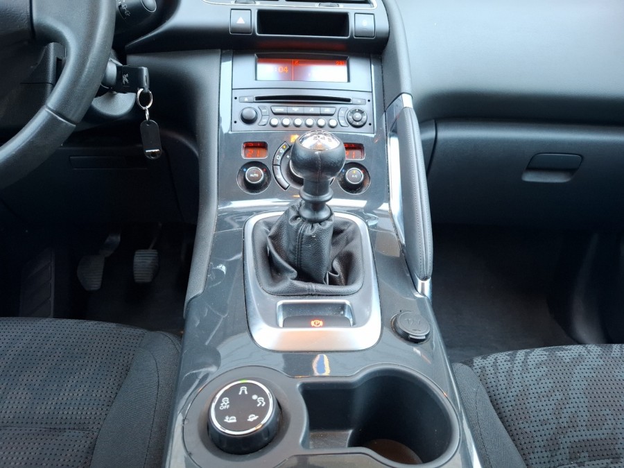 PEUGEOT d'occasion 3008 1.6 HDI 115 FAP ACTIVE de 2013 Le Puy en