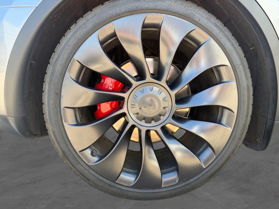 TESLA d'occasion MODEL Y Performance AWD de 2023 Lyon St Priest (69)﻿