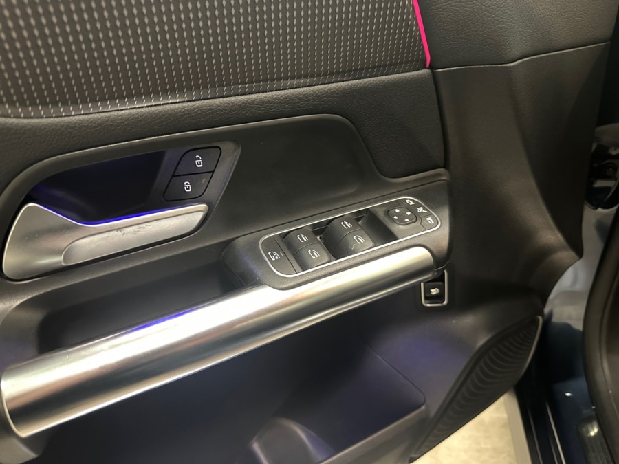 MERCEDES d'occasion CLASSE EQA 250 LIMITED EDITION de 2021 Vienne