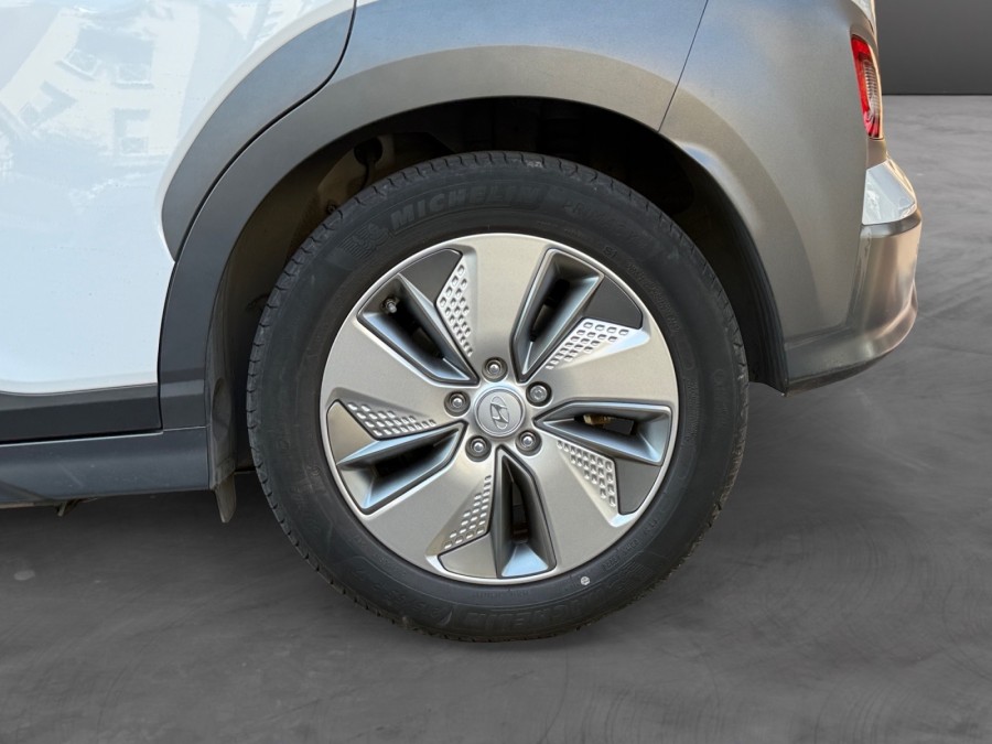 HYUNDAI d'occasion KONA Electric 64kWh - 204ch Executive de 2022