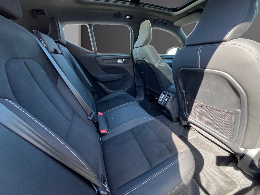 VOLVO d'occasion XC40 2 B3 163 MOMENTUM DCT AUTO de 2024 Limoges (87)﻿