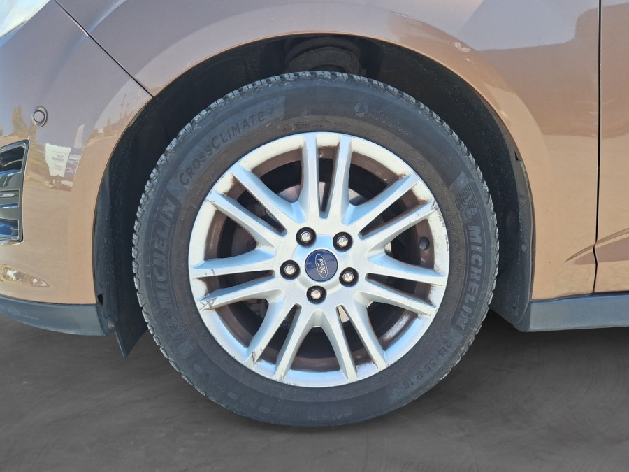 FORD d'occasion C-MAX 125 ECOBOOST TITANIUM de 2013 Soissons (02)﻿