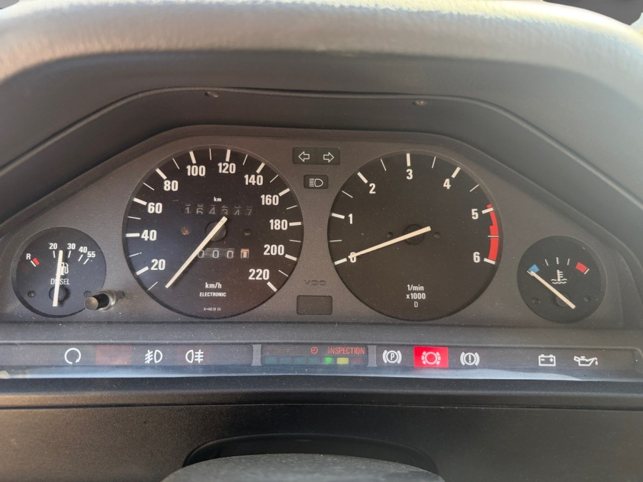 BMW d'occasion 324 2.4 DA ET WORLDINE de 1986 Carcassonne (11)﻿