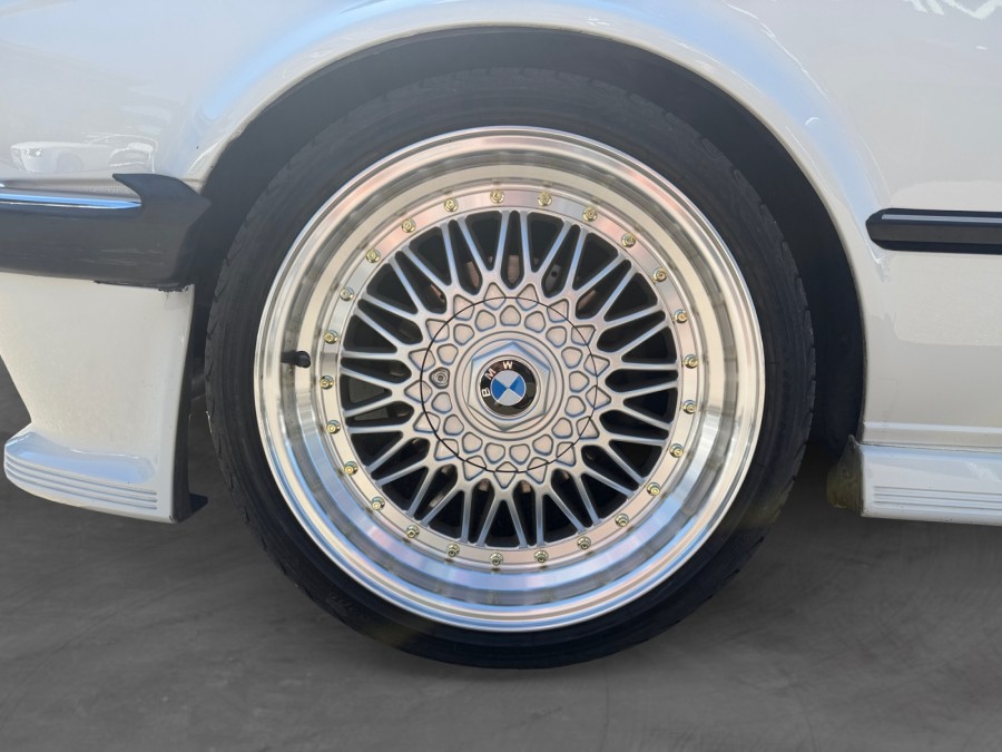 BMW d'occasion 324 2.4 DA ET WORLDINE de 1986 Carcassonne (11)﻿