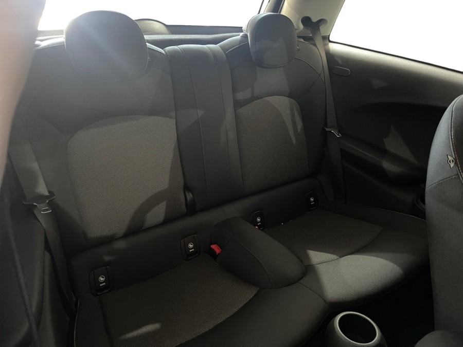 MINI d'occasion MINI 1.2 ONE 102 de 2015 Saint Maximin (60)﻿
