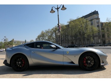 Ferrari 812 superfast 6.5l v12 800cv  carbone occasion paris 15ème (75) simplicicar simplicibike france