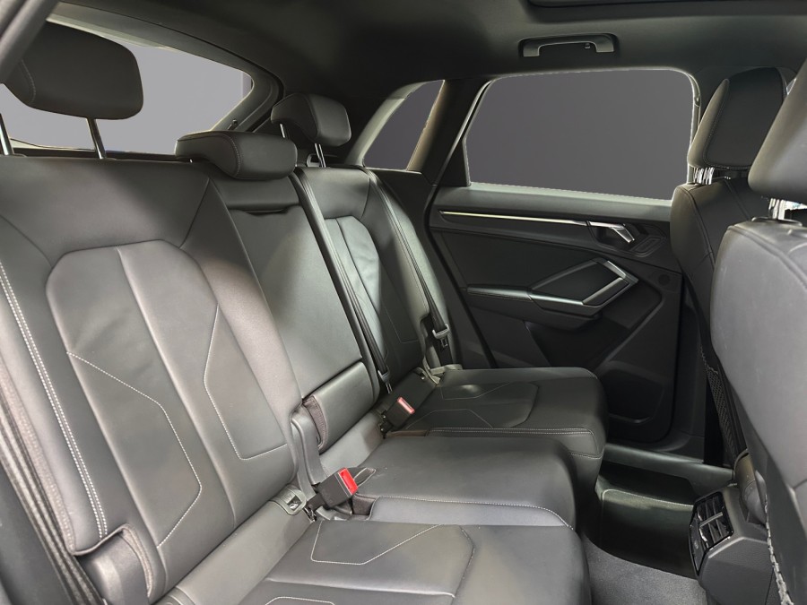 AUDI d'occasion Q3 35 TDI 2.0 150 S TRONIC S LINE de 2018 Lorient