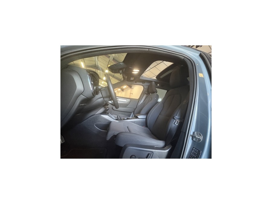 VOLVO d'occasion XC40 RECHARGE TWIN 408 ULTIMATE EDT de 2022 Aix Les