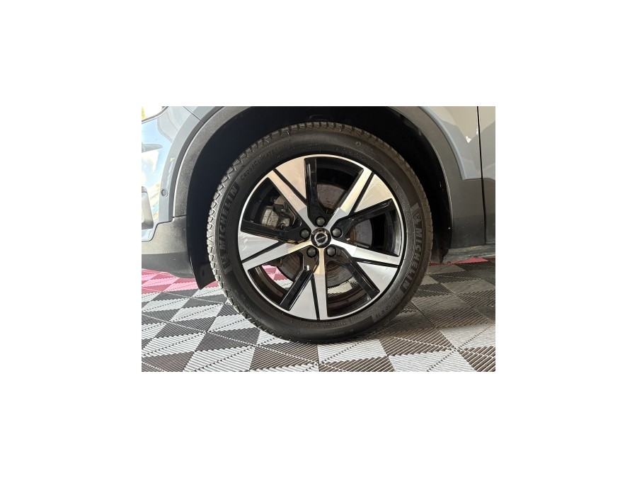 VOLVO d'occasion XC40 RECHARGE TWIN 408 ULTIMATE EDT de 2022 Aix Les