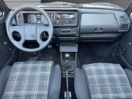 VOLKSWAGEN d'occasion CABRIOLET Quart. 90 ch de 1988 Toulon Est (83)﻿