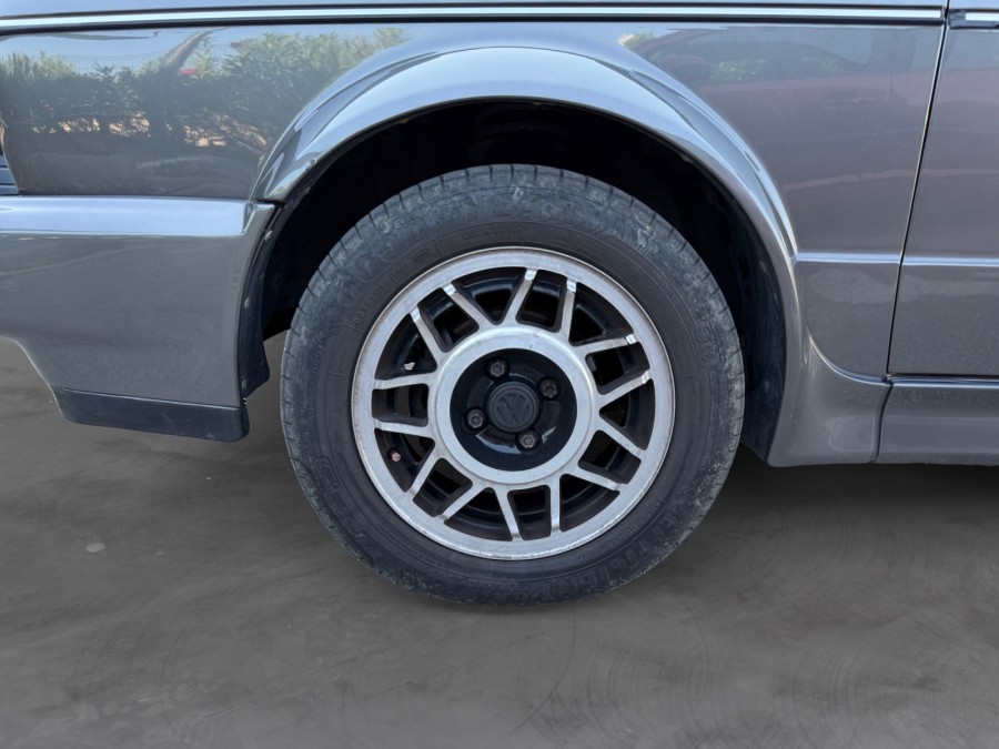 VOLKSWAGEN d'occasion CABRIOLET Quart. 90 ch de 1988 Toulon Est (83)﻿