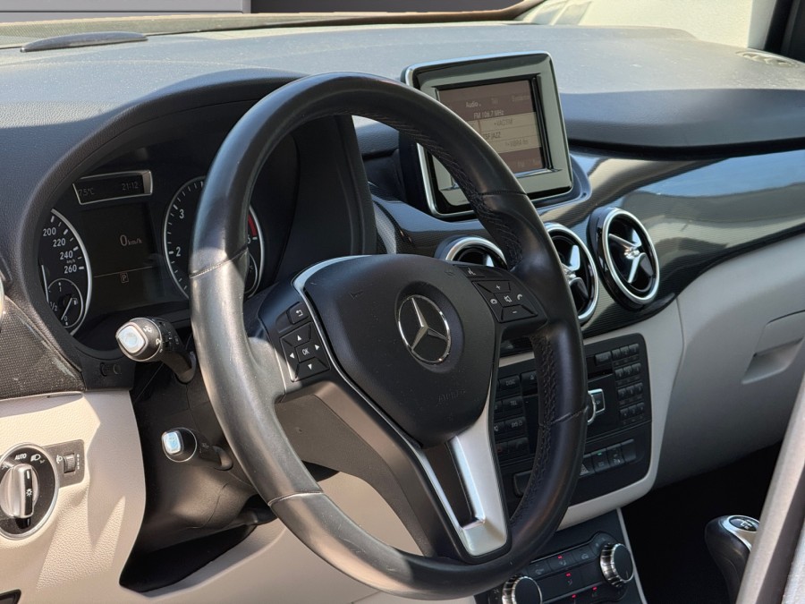 MERCEDES d'occasion CLASSE B B180 CDI 109 DESIGN de 2014 Orleans (45)﻿