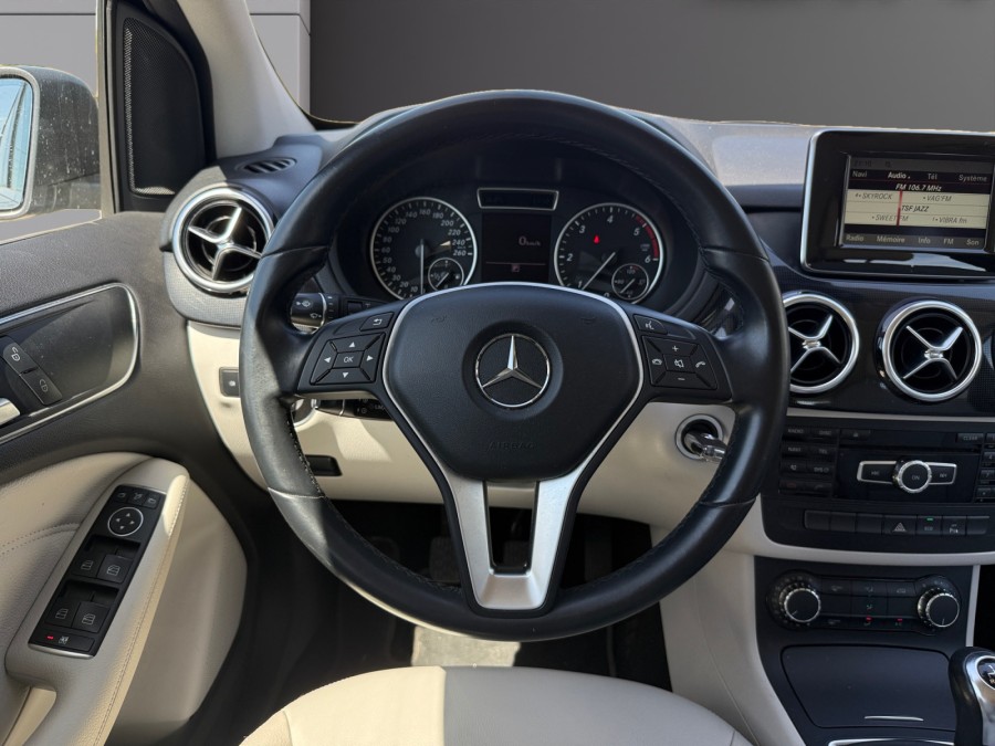 MERCEDES d'occasion CLASSE B B180 CDI 109 DESIGN de 2014 Orleans (45)﻿