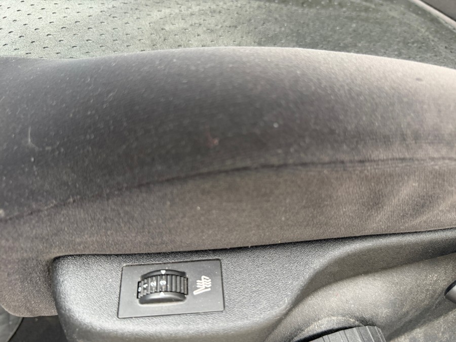 CITROEN d'occasion C4 1.6 HDI 110 PACK AMBIANCE de 2005 Beaune (21)﻿