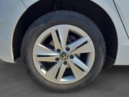 VOLKSWAGEN d'occasion GOLF VIII 2 TDI 115 de 2022 Vichy (03)﻿