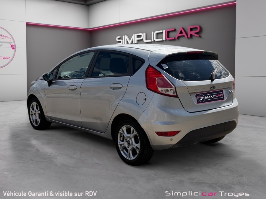 FORD d'occasion FIESTA 1.5 TDCI 75 FAP EDITION de 2016 Troyes (10)﻿