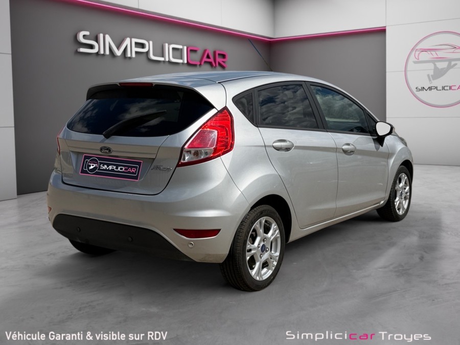 FORD d'occasion FIESTA 1.5 TDCI 75 FAP EDITION de 2016 Troyes (10)﻿