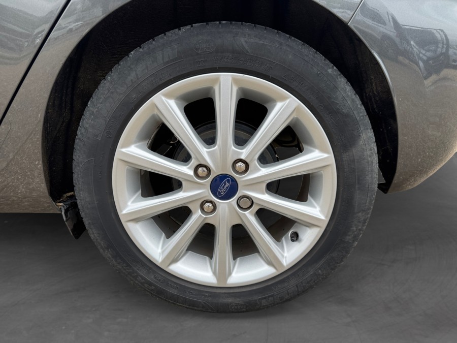 FORD d'occasion FIESTA 1.0 ECOBOOST 100 TITANIUM AUTO 5P de 2019