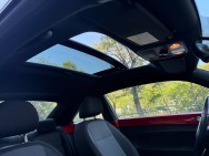 VOLKSWAGEN d'occasion NEW BEETLE CABRIOLET 1.2 TSI COCCINELLE de 2015
