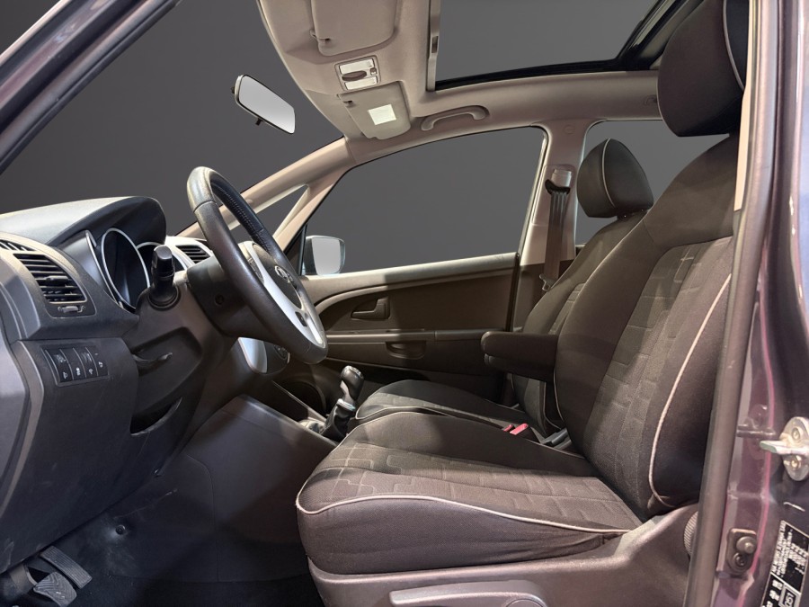 KIA d'occasion VENGA 1.4 CRDI 90 STYLE de 2013 Fontainebleau (77)﻿