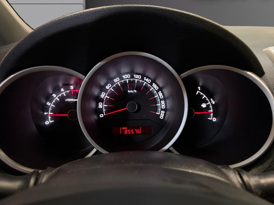 KIA d'occasion VENGA 1.4 CRDI 90 STYLE de 2013 Fontainebleau (77)﻿