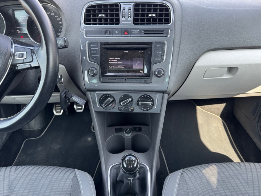 VOLKSWAGEN d'occasion POLO 1.2 TSI 90 CONFORTLINE de 2014 Narbonne