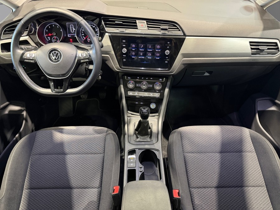 VOLKSWAGEN d'occasion TOURAN III 1.5 TSI 150 LOUNGE de 2020 Narbonne