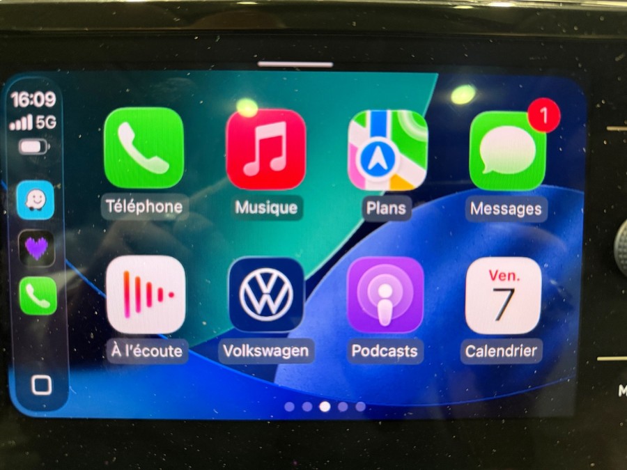 VOLKSWAGEN d'occasion TOURAN III 1.5 TSI 150 LOUNGE de 2020 Narbonne
