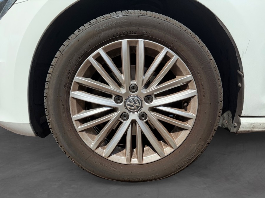 VOLKSWAGEN d'occasion GOLF 1.6 TDI 105ch BlueMotion Technology FAP