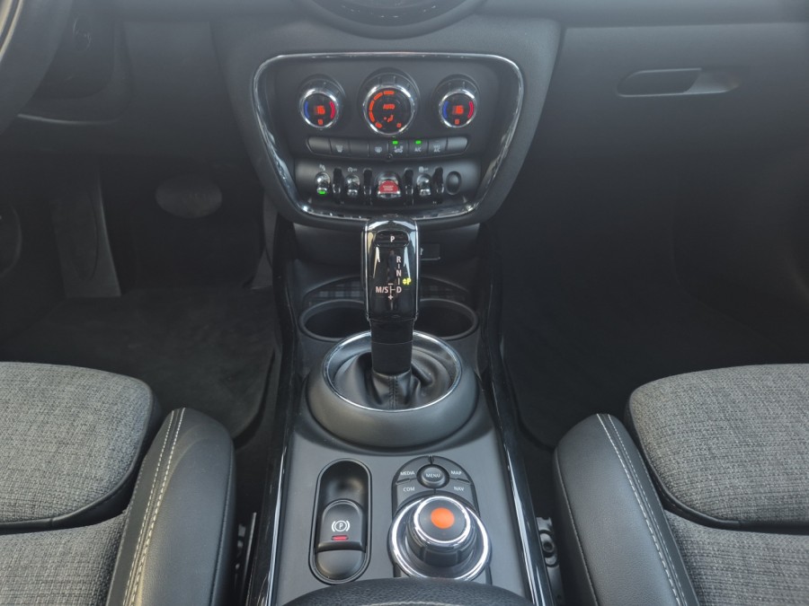 MINI d'occasion CLUBMAN CLUBMAN 1.5 ONE 102 AUTO de 2019 Royan (17)﻿