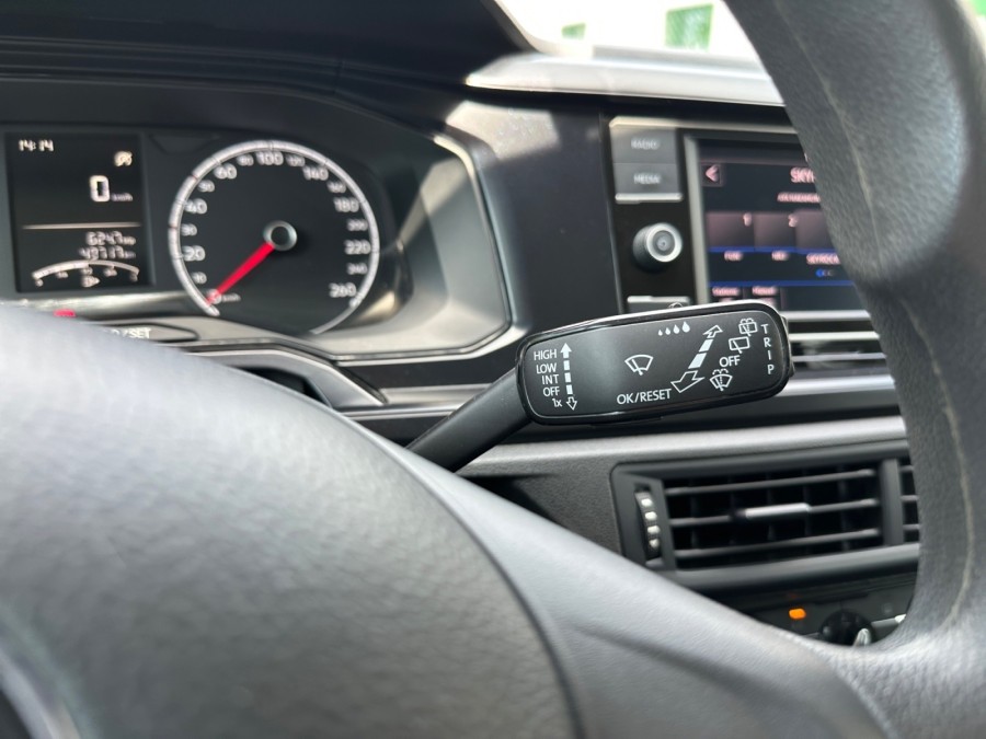 VOLKSWAGEN d'occasion POLO 1 80 TRENDLINE de 2019 Salon de Provence