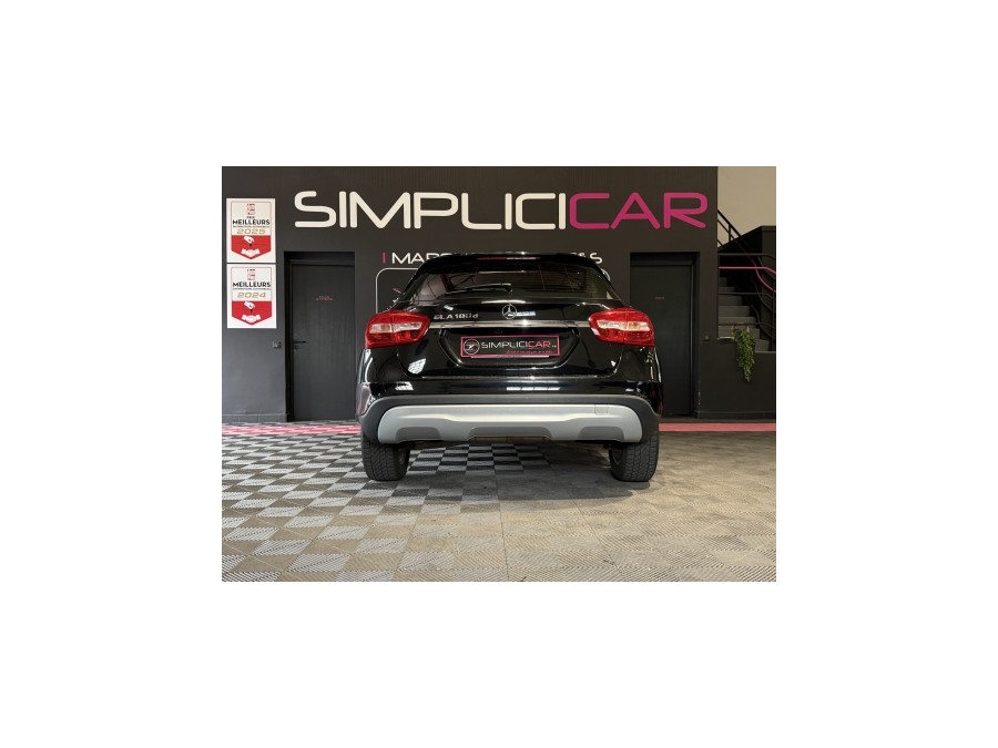 MERCEDES d'occasion GLA 180 CDI INSPIRATION de 2016 Aix Les Bains