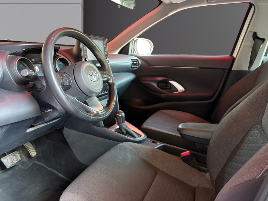 TOYOTA d'occasion YARIS 116h Dynamic MY22 de 2023 Pertuis (84)﻿