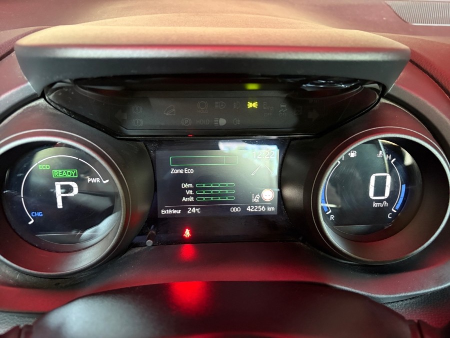 TOYOTA d'occasion YARIS 116h Dynamic MY22 de 2023 Pertuis (84)﻿