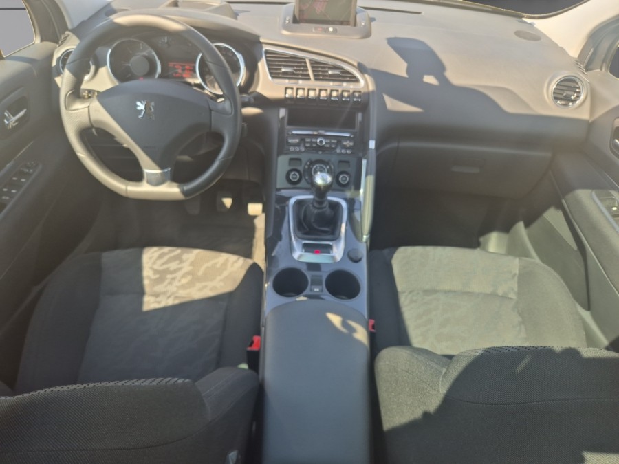 PEUGEOT d'occasion 3008 1.6 HDI 112 FAP Premium PACK de 2011 Royan