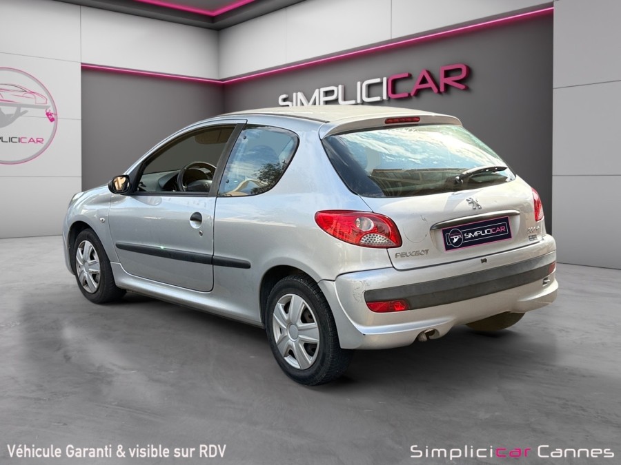 PEUGEOT d'occasion 206 1.4 HDi FAP Access 3p de 2011 Cannes (06)﻿