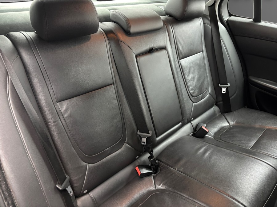 JAGUAR d'occasion XF 2.2L D de 2014 Reims Tinqueux (51)﻿