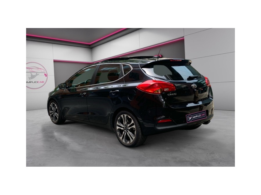 KIA d'occasion CEED 1.6 GDI 135 ACTIVE de 2013 Montreuil (93)﻿