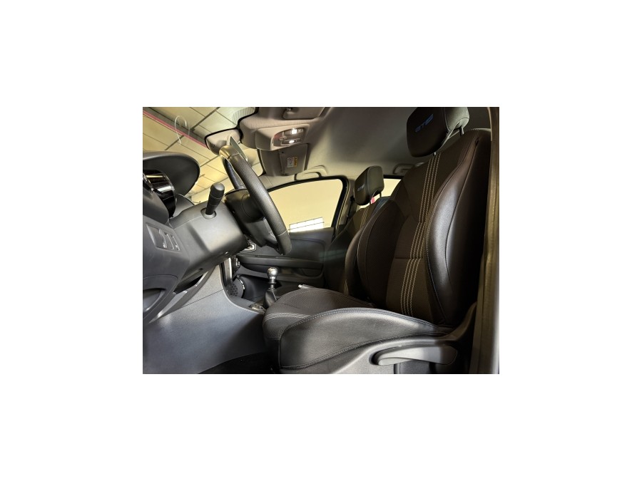 RENAULT d'occasion CLIO TCE 120 GT-Line de 2017 Aix Les Bains (73)﻿