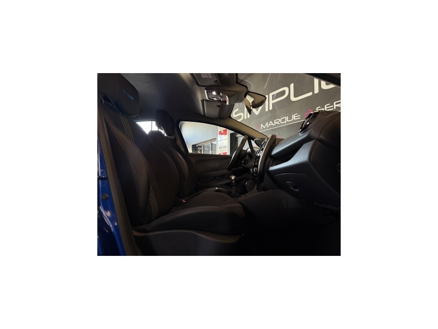 RENAULT d'occasion CLIO TCE 120 GT-Line de 2017 Aix Les Bains (73)﻿
