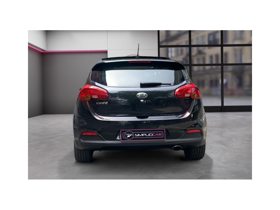KIA d'occasion CEED 1.6 GDI 135 ACTIVE de 2013 Montreuil (93)﻿