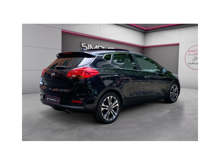 KIA d'occasion CEED 1.6 GDI 135 ACTIVE de 2013 Montreuil (93)﻿